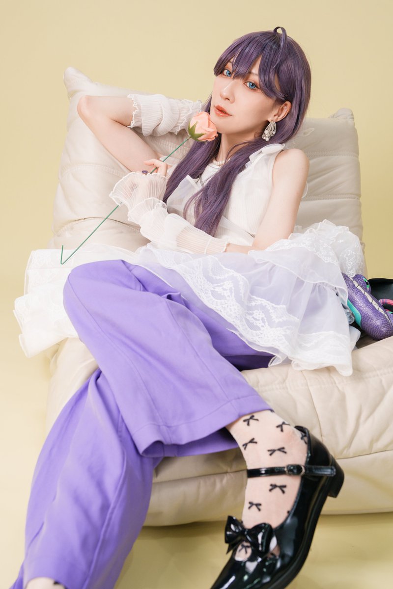 co_shih's tweet photo. cos / コスプレ
学園アイドルマスター / 賀陽燐羽
ㅤㅤ
GSF03 新刊サンプル 🦋✨
〈 𝙻𝚄𝙼𝙸𝙽𝙰 𝚁𝙴𝚂𝙾𝙽𝙰𝙽𝙲𝙴 〉
オリジナルコーデ写真集📖 https://t.co/Ud9SInHFGM