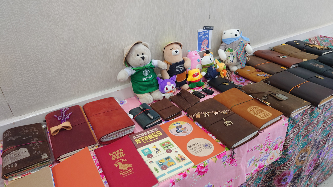 Tomoko8823's tweet photo. トラベラーズノートのオフ会、「はりはり会」に参加してきました。
今回も本当に楽しかったな～
皆様ありがとうございました✨
#トラベラーズノート #travelersnotebook https://t.co/Qd6XBQ12R8