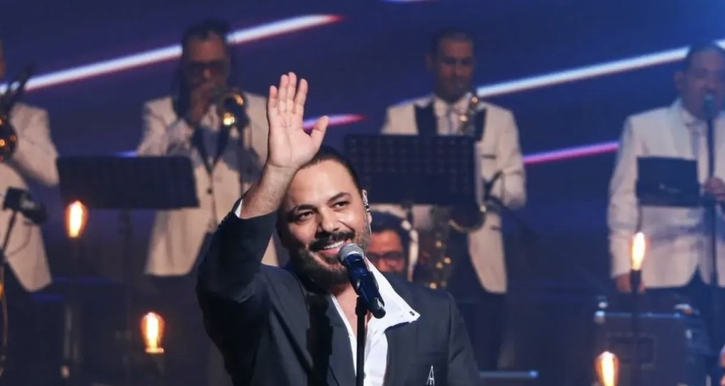 Ne7naMagazine's tweet photo. متابعة #نحنا – #رامي_عياش يتألق في دار الأوبرا ب #تونس.. و “خد حرير” تشعل حماس الجمهور

@RamyAyach 
التفاصيل 👇🏻

https://t.co/Jnhtx1CANq https://t.co/FMY1QaWtgy
