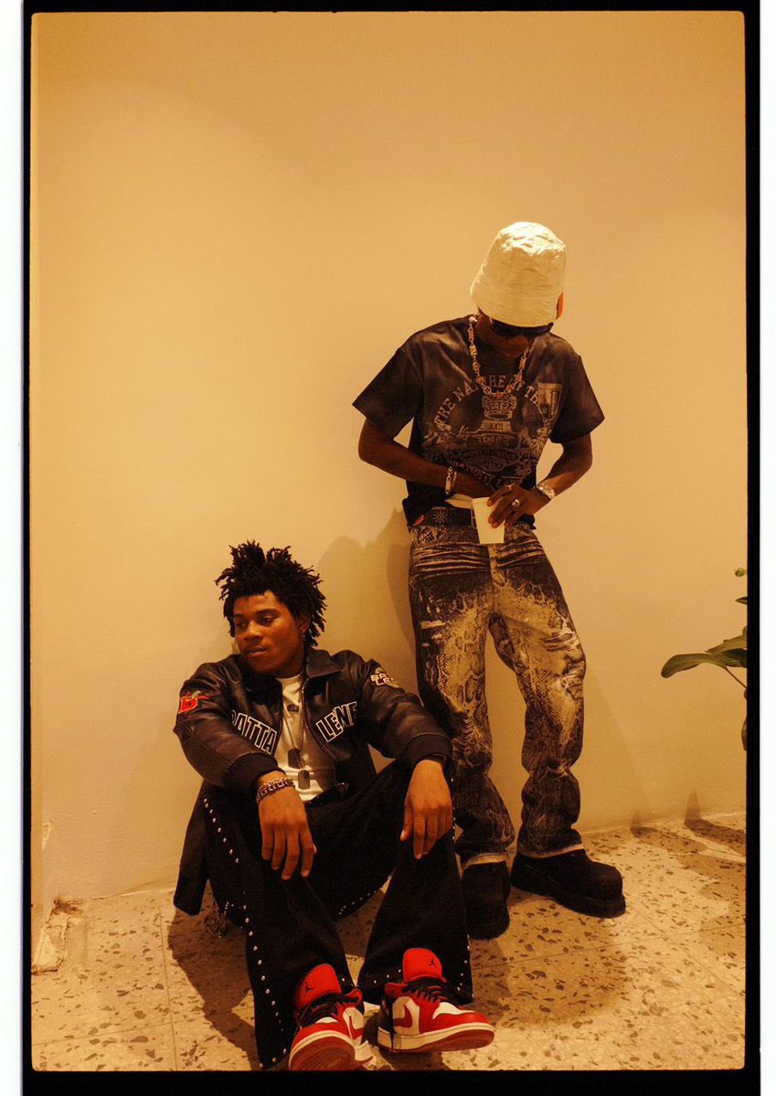 ppleandplaces's tweet photo. THE SWAG. OUT OF D4DM https://t.co/CLgNHkWdCE