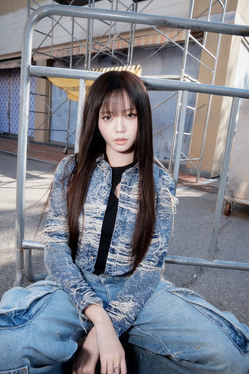 official_myera's tweet photo. New Artist Photo | #Riria

𝗪𝗮𝗻𝘁𝗰𝗵𝗮 𝗯𝗮𝗱 
2026.6.22 0:00 (JST) 

#Wantchabad #MYERA https://t.co/gjV6Bt5XhL