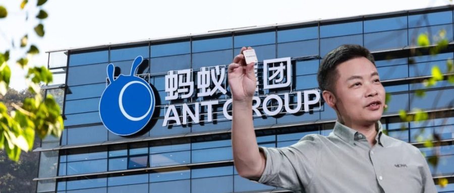 techtechchina's tweet photo. He Xiaopeng — founder and CEO of #Xpeng — just joined #AntGroup's board as an independent director.
What most people don't know: Alibaba has been the biggest backer behind He Xiaopeng for over a decade.
Back in 2014, Alibaba bought his first company, UC Browser, for $4.35B — China's largest internet M&A deal at the time. He spent three years running Alibaba's mobile division before leaving to build Xpeng. And when Xpeng needed early funding? Alibaba led the round.
Now he's on the board of Ant — Alibaba's fintech arm.