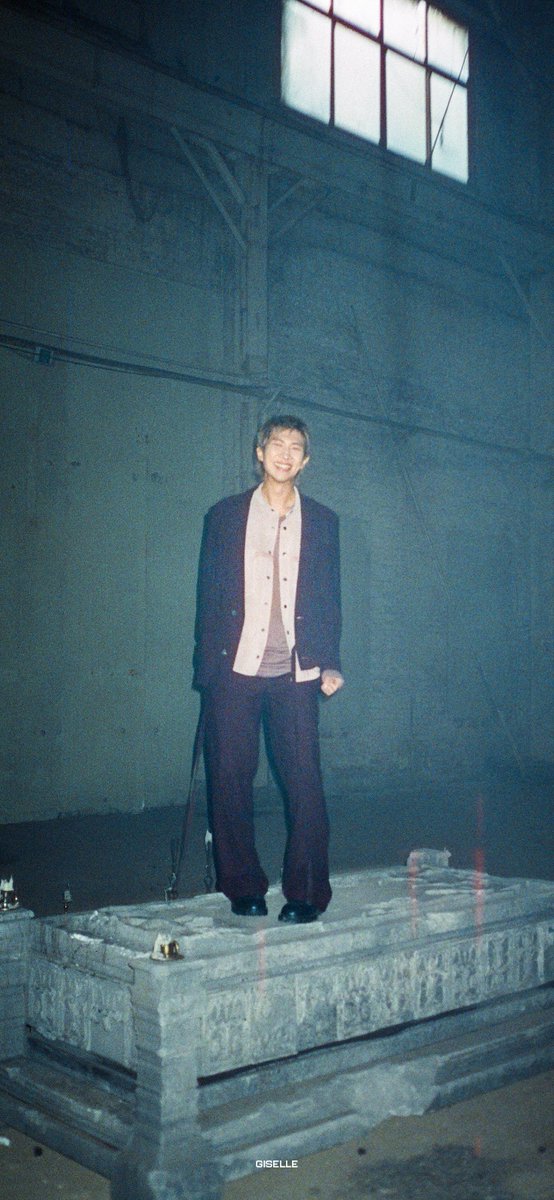 613Giselle's tweet photo. #RM 남준 Merry Go Round MV Photo Sketch https://t.co/OM7oPfAVGn
