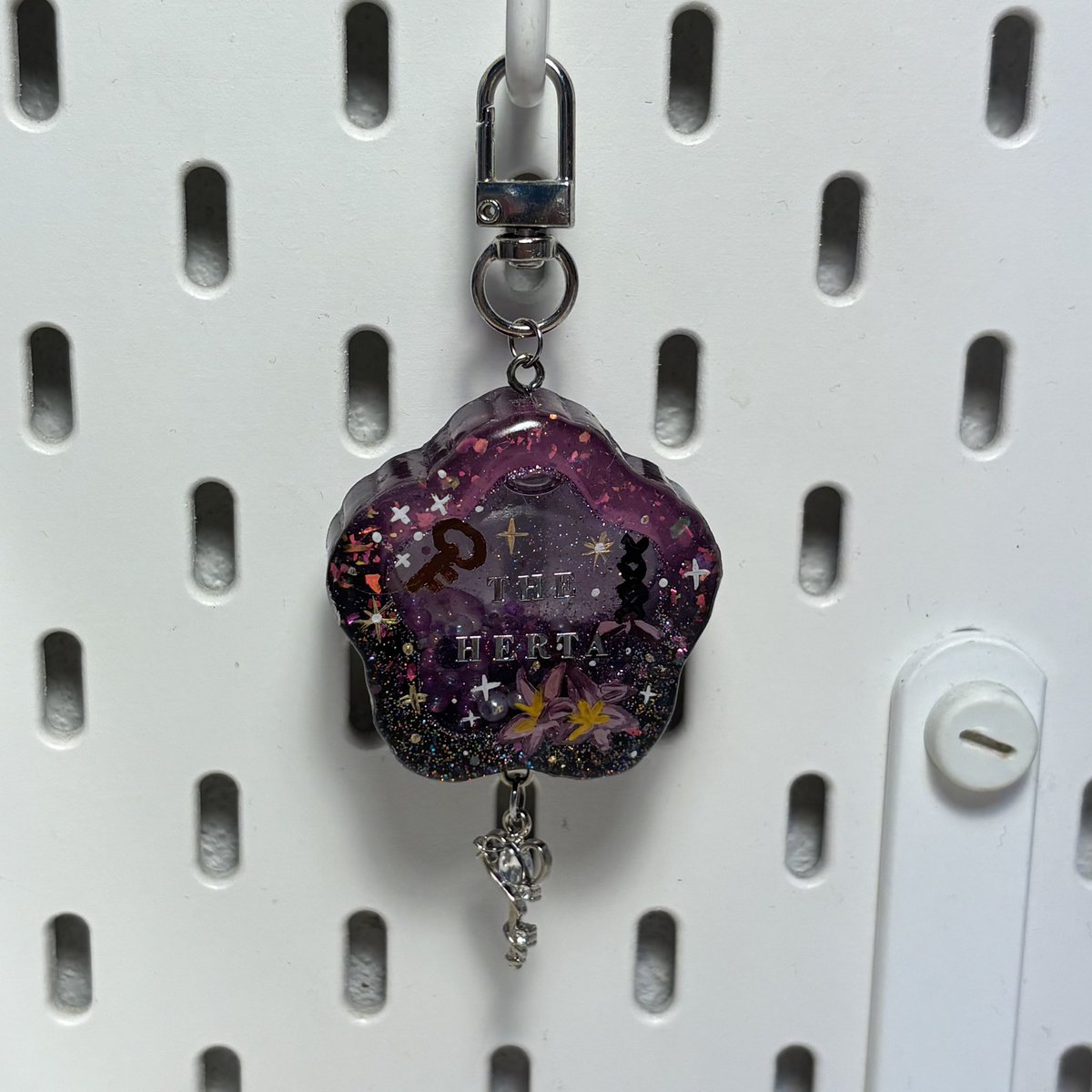glossycraf's tweet photo. Cerydra

- 300 บาท -

The herta (1), (2)

- 260 บาท - https://t.co/TwKRSaKmrF