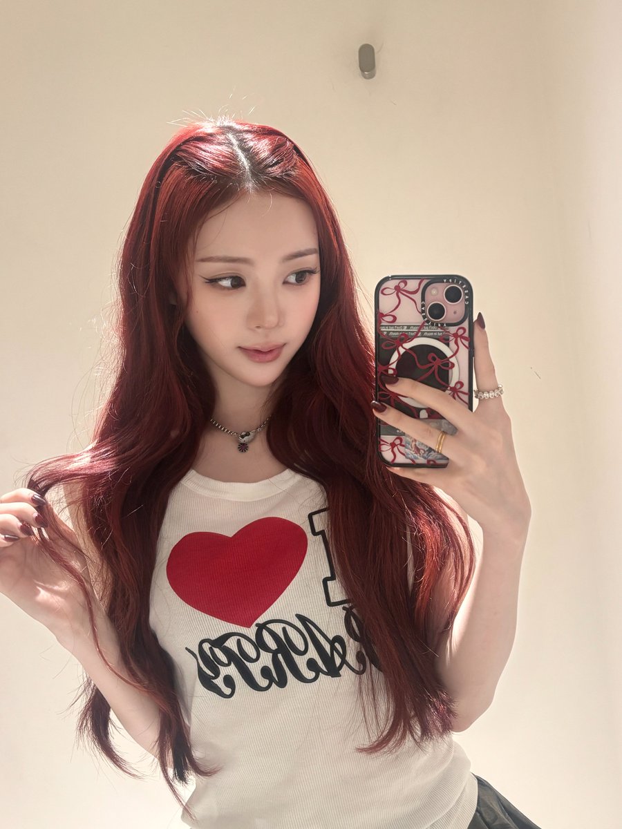 SurreaLyn's tweet photo. 260622 narin churrrrr update 

🩷: How about a cute concept? https://t.co/NybAgrhkGO