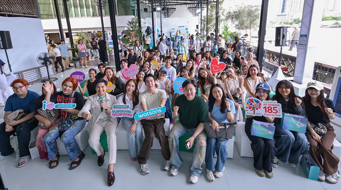 attention_ent's tweet photo. วัตสัน ประเทศไทย ส่งต่อพลังบวกและพื้นที่แห่งความมั่นใจในแบบตัวเอง ผ่านแคมเปญ
 “Watsons Playground of Confidence”

 #WatsonsTH  #WatsonsxKoendanai #Sustainability #WatsonsPlaygroundofConfidence #ASWatson185 https://t.co/gVtFIS2ZQE