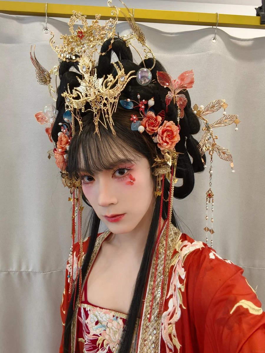 olalacool's tweet photo. เมื่อวาน: คนสวยเค้าไม่ลงรูปเยอะหรอก
วันนี้: ลงรูปชุดแดงรัวๆๆ

จ้าาาา  ชอบจ้าาา คนสวย!! https://t.co/vexFaEu8lu