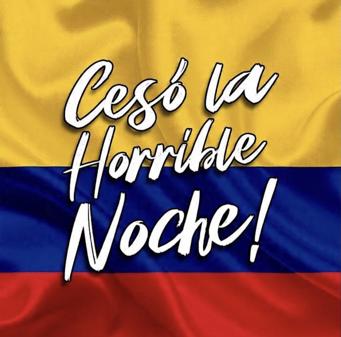 Lucylo73's tweet photo. 46 días.

Hoy amanecimos con esperanza, con la ilusión de que nuestro país inicia su camino de recuperación, no será fácil porque el país esta herido y de sangrado por el fracaso que fue el gobierno de Petro, pero sin duda juntos saldremos adelante. Gracias Dios 
💛💙❤️ https://t.co/heAzspA2QY