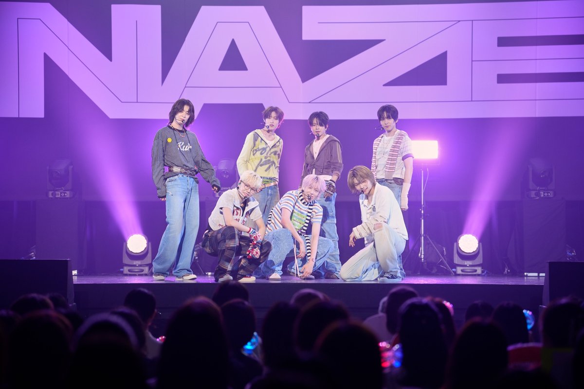 realsoundjp's tweet photo. ／
🎙️#NAZE ショーケース写真公開！
＼

NAZE、ドラマから飛び出した7人が紡ぐ“物語の続き”
中村倫也らのエールも届いた初のショーケースレポ

📷写真ギャラリーはこちら！
https://t.co/xYg4ncSgNQ https://t.co/qgo5fT03PO