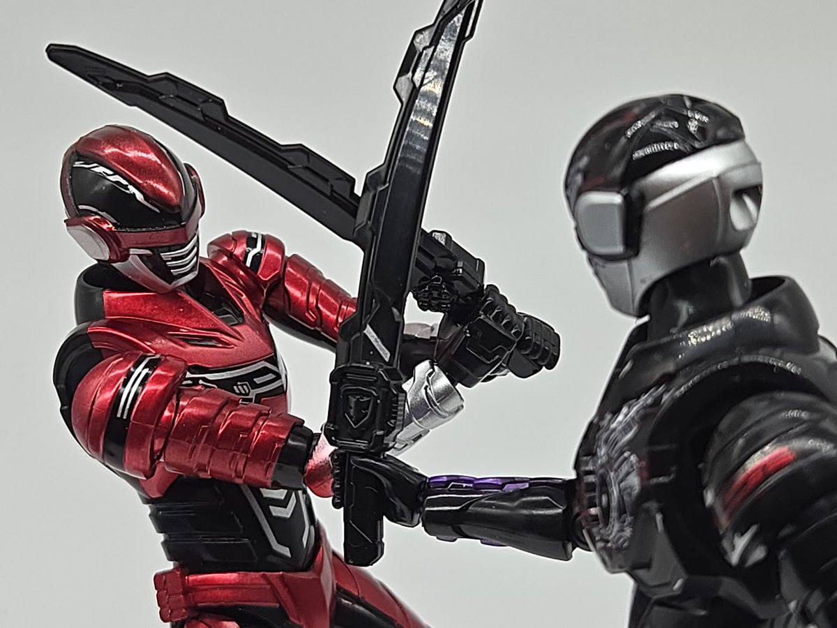 ARX_014S's tweet photo. デスギャバン、なんかフィギュアーツで出ないような気がしてきたな… https://t.co/346J5XrIEd