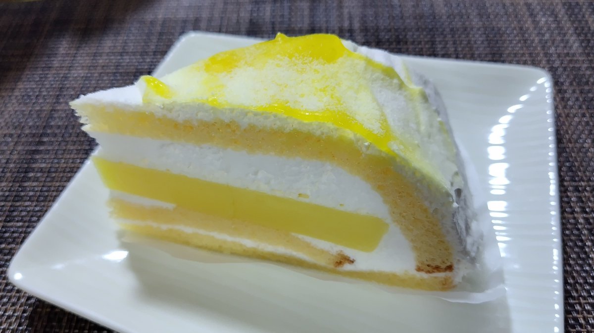 manecatsp's tweet photo. また一週間が始まってしまった、、
レモン🍋の🍰 https://t.co/NP61zZXzcH