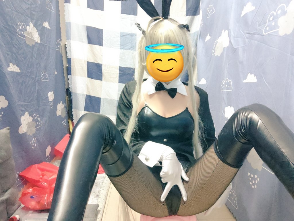voicespica's tweet photo. #兔女郎 #男娘 #伪娘 
看看这腿，看看这屁股，哦我的上帝，这得挨不少打 https://t.co/7gpvsIiKhI