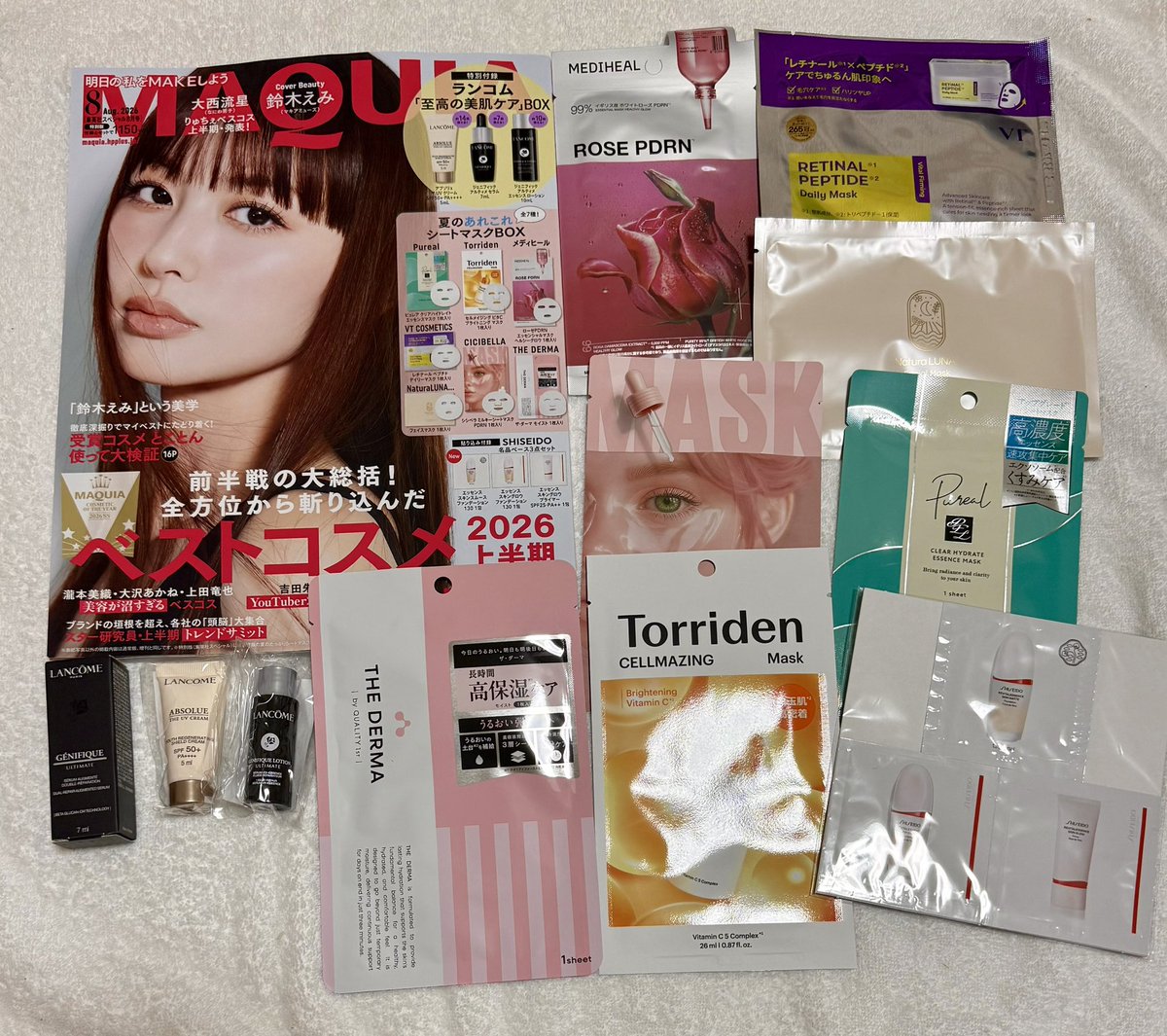 aiuin314's tweet photo. ちょっと反���してるけど、今月の美容雑誌。大好物のマスクが���山で嬉しい。
MAQUIA VOCE 美的
来月はVOCE2種類と美的から1種類予約済。
26日発売の「BAILA」にはリリミュウのリップ1本付くよ。（3種のうち1本） https://t.co/pW65Uq1pr0
