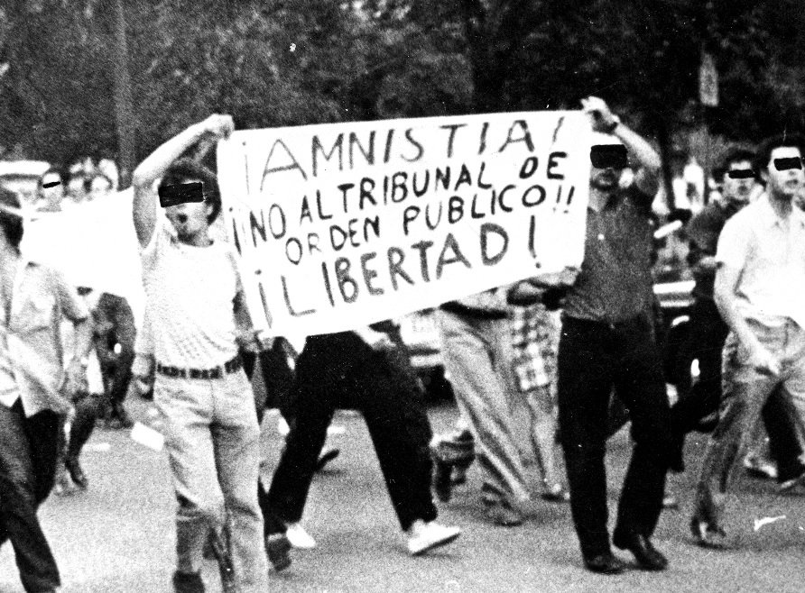 PCOE_estatal's tweet photo. ✍🏻 NUEVO COMUNICADO ✍🏻

El 4 de enero de 1977 desaparecía oficialmente el Tribunal de Orden Público (TOP), uno de los grandes instrumentos represivos del franquismo. Al día siguiente, sin transición real, nacía la Audiencia Nacional.

https://t.co/kYAUL7K6pv https://t.co/12ANhB16Ns