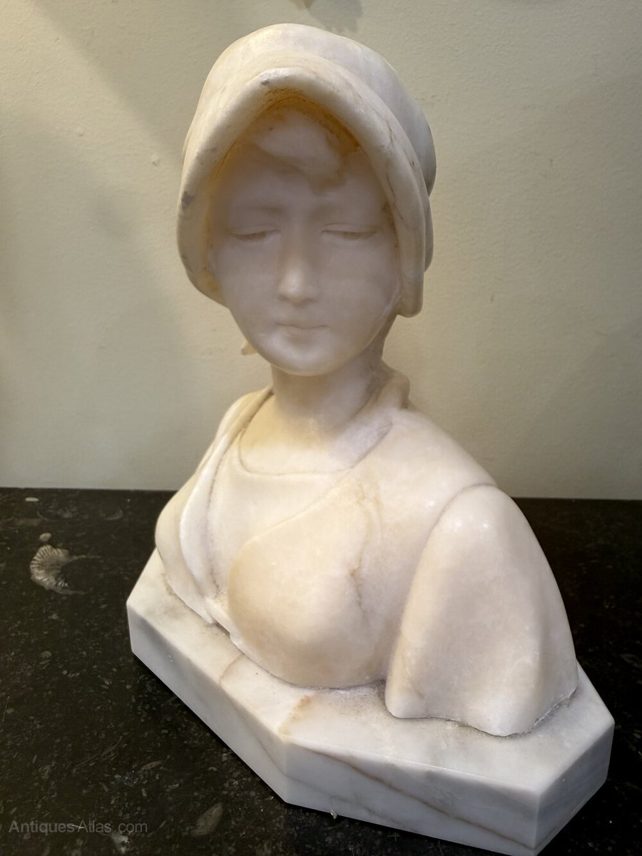 antiques_atlas's tweet photo. For SALE on ✨Antiques Atlas  ✨  we have this
Arts &amp; Crafts Alabaster Bust Of A Young Lady https://t.co/GezmzIero1 From Beech And Springs Antiques #antique #antiques #alabaster
#sculpture
#statue https://t.co/dRMdNgPO8U