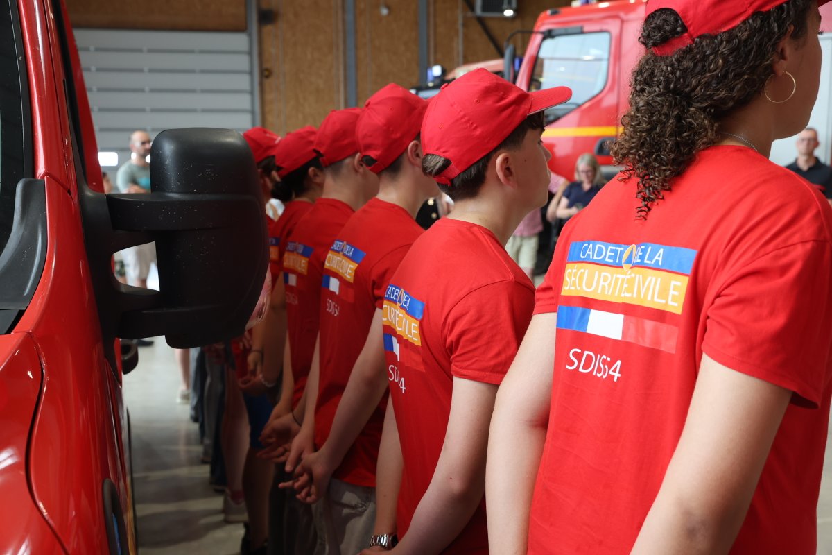 Cérémonie de remise de diplôme aux cadet(te)s de la sécurité civile de la promotion 2025-2026.