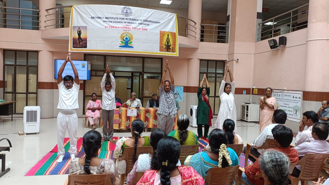 icmr_nirt's tweet photo. 🧘‍♀️ ICMR-NIRT observed the #InternationalDayofYoga2026 under the theme "Yoga for Healthy Ageing". The event featured meditation, an expert talk by Prof. Avinasilingam, and a yoga demonstration by the @ICMR_NIRT team. #IDY2026 

@ICMRDELHI @DeptHealthRes https://t.co/UypMsbKihV