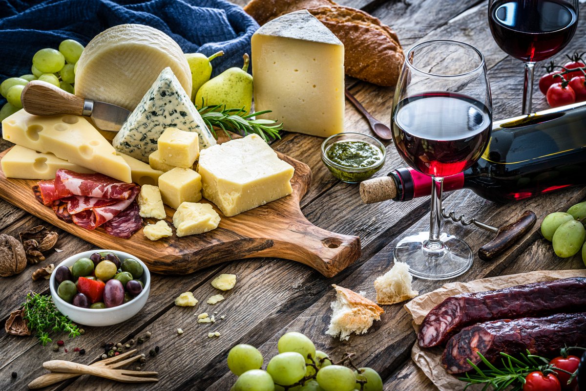 jamonarium's tweet photo. Quesos artesanos españoles para tablas gourmet, aperitivos y maridajes. Una forma fácil de crear una tabla de queso con auténtico sabor español

Artisan Spanish cheeses for gourmet boards, apetizers and pairings. An easy way to create a cheese board with authentic Spanish flavour https://t.co/fgK3P55AZ5
