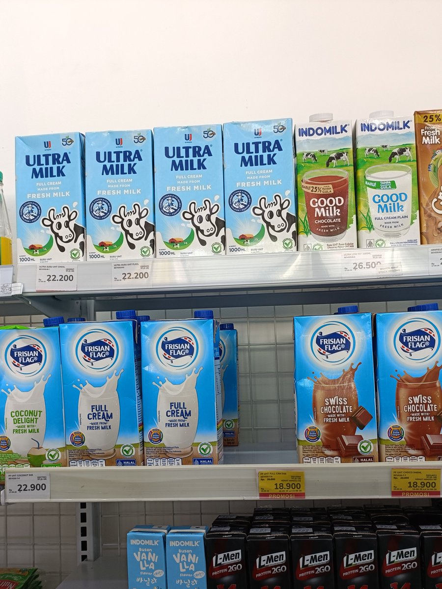 genuirner's tweet photo. mbg kontol giliran sekarang baru ada stok susunya https://t.co/7qDTot50Zl