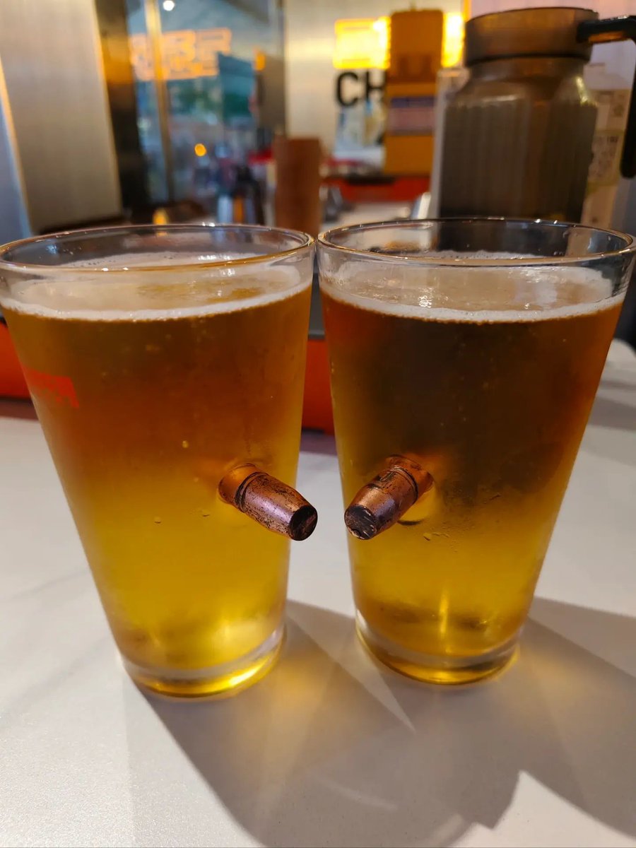 Sarofat7's tweet photo. Just hugged the friends I’ve known since 16 over cold beers and bad jokes — some things never get old. https://t.co/2kW6daJoIc