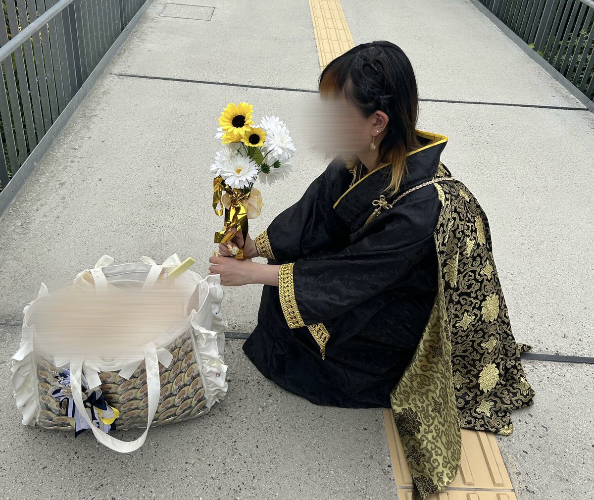 skr___rt's tweet photo. るぅとくんとおそろいの和服衣装で参戦してきた(՞ .  ̫ . ՞)

 #すとぷり10周年ライブ https://t.co/GwUFyb5k5s
