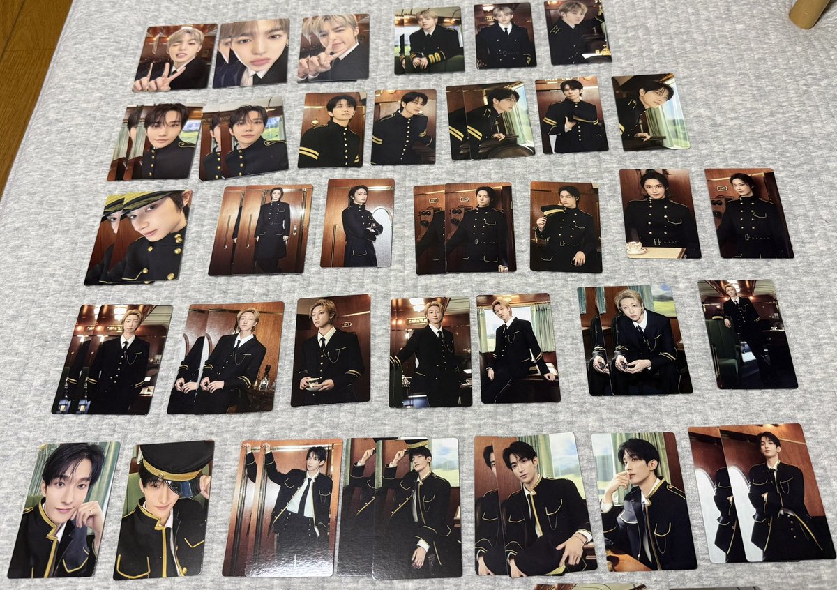 _________9yu's tweet photo. SEVENTEEN CARATLAND セブチ ケレン セルカ トレカ 交換

譲　エスクプス ジョシュア ジュン ディエイト ドギョム スングァン バーノン ディノ

求　ミンギュ 💖のもの （セルカ⇄セルカ優先）

🔵郵送希望 https://t.co/GfPNcUIBVR