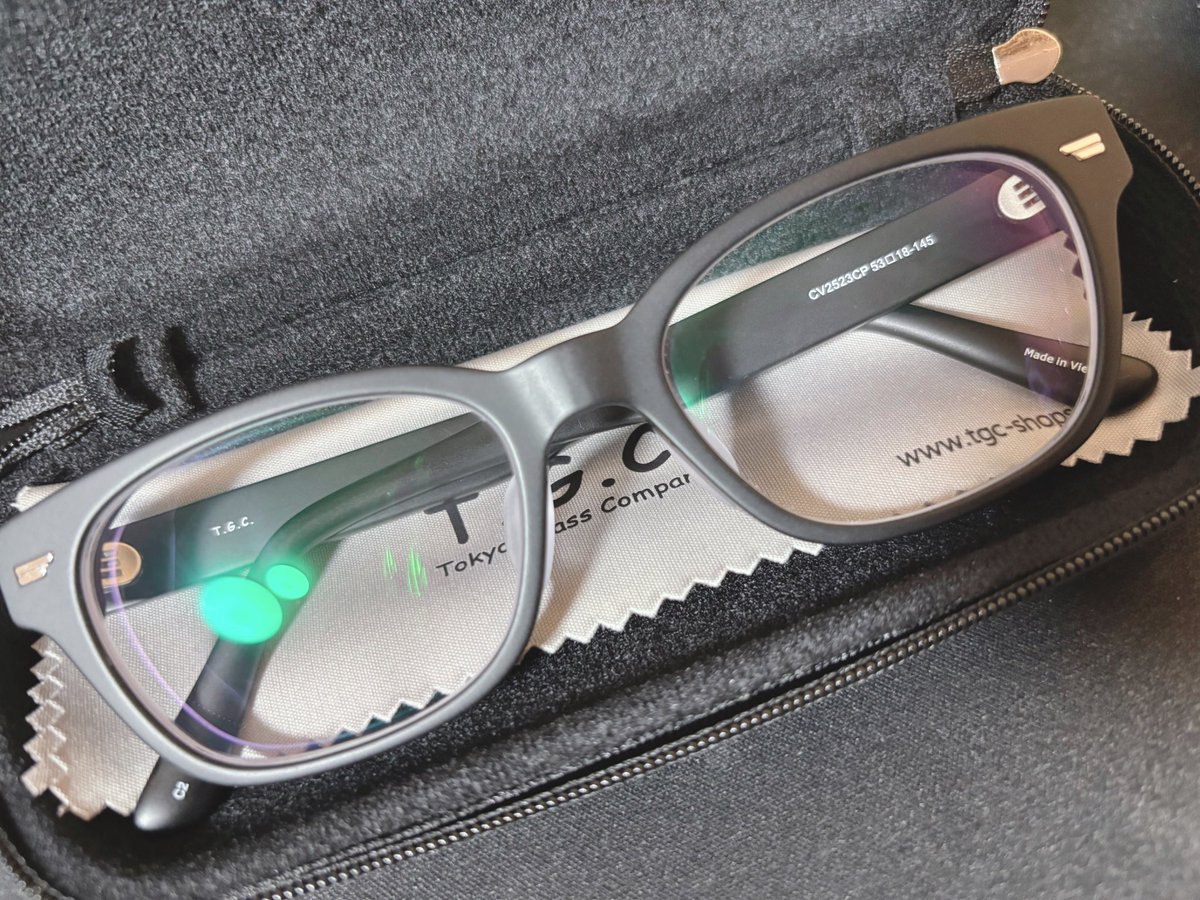 tackey_o's tweet photo. メガネ新調した👓

黒マットでよい🙆‍♀️ https://t.co/Vlrp6v7uuJ