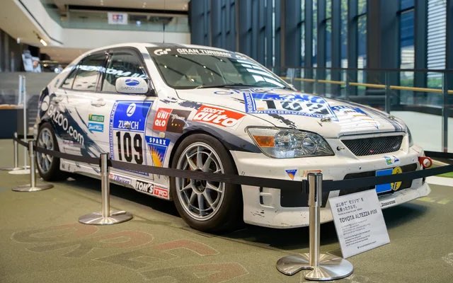 CarSighting's tweet photo. A piece of history on 4 wheels https://t.co/ovK1CwDhoN