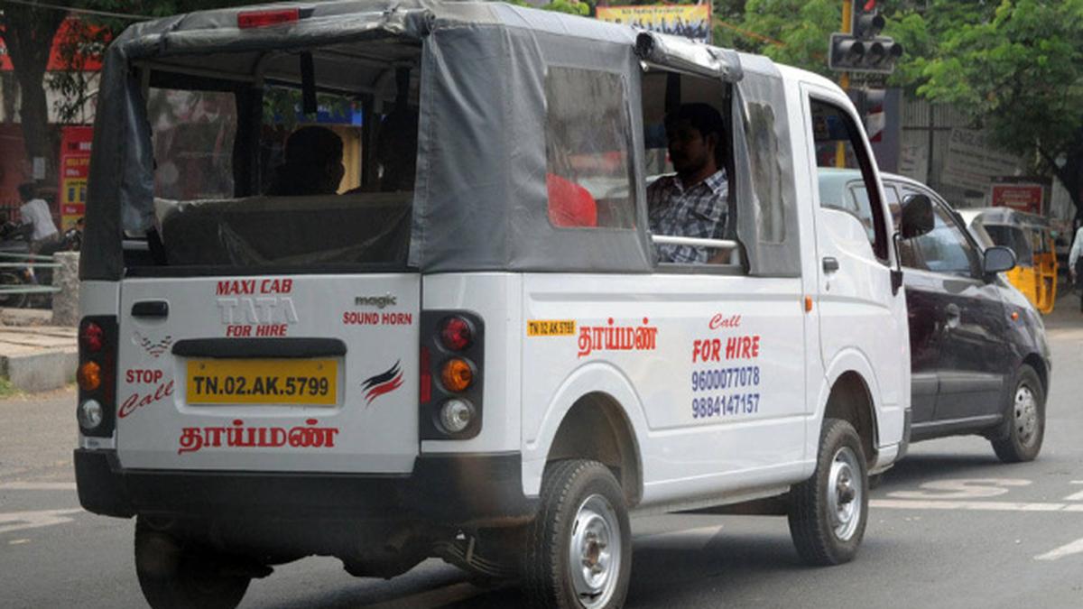 MukundanVaradh1's tweet photo. @UpdatesChennai When will these Share Autos which mint money for Politicians be abolished ? If these have high Patronage legalise them &amp; Frame Rules so that they operate with Govt approval. Atleast govt can earn some license fees . These share autos r controlled by Politicians &amp; Burecrats https://t.co/kWjbHCUFuL