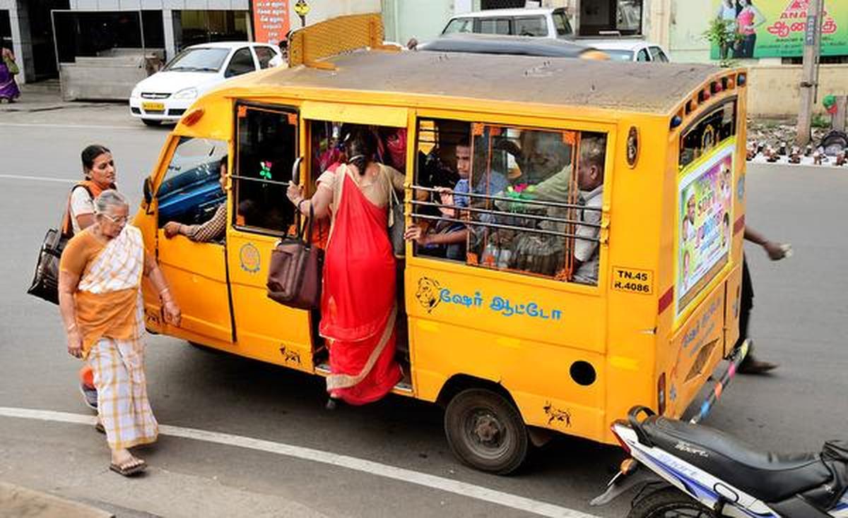 MukundanVaradh1's tweet photo. @UpdatesChennai When will these Share Autos which mint money for Politicians be abolished ? If these have high Patronage legalise them &amp; Frame Rules so that they operate with Govt approval. Atleast govt can earn some license fees . These share autos r controlled by Politicians &amp; Burecrats https://t.co/kWjbHCUFuL