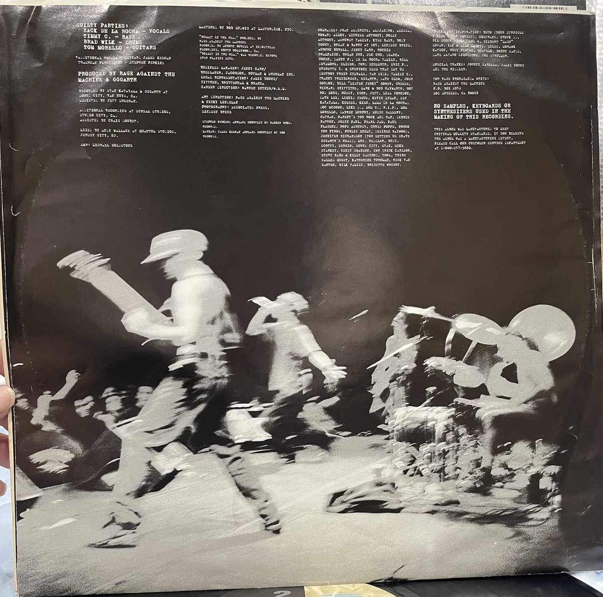 RAGE AGAINST THE MACHINE / RAGE AGAINST THE MACHINE 92年6月11日