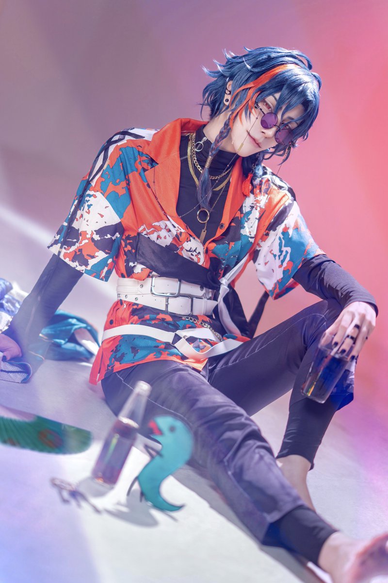 rentaro31's tweet photo. cos / 🔑🐍

        【   Midnight 光線   Darling   】
. https://t.co/KaXPbSYHsM