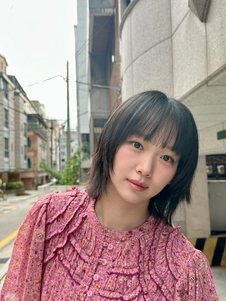 jnkijoo's tweet photo. new hair~! does it look good on me? 👀 https://t.co/FznKcRP3cD