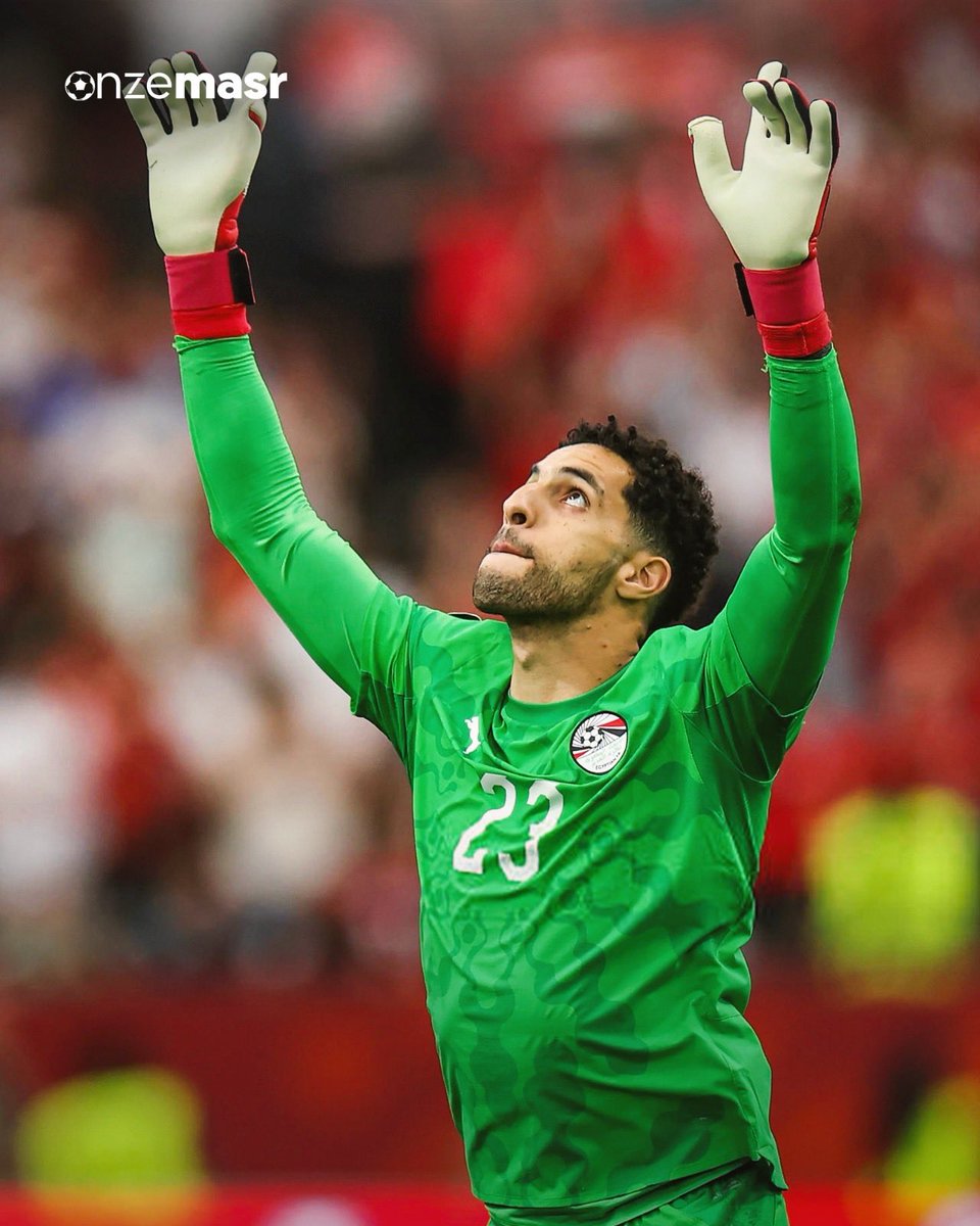 onzemasr's tweet photo. Quasi imparable face au Brésil 🇧🇷 
Il nous sauve face à l’Espagne 🇪🇸 
Il nous sauve face à la Belgique 🇧🇪 
Il nous sauve face à la Nouvelle-Zélande 🇳🇿 

Mostafa Shobeir n’a gagné sa place de titulaire que depuis quelques mois mais est déjà hors-norme avec la sélection. 🧤🌟 https://t.co/zyZNnhHilt