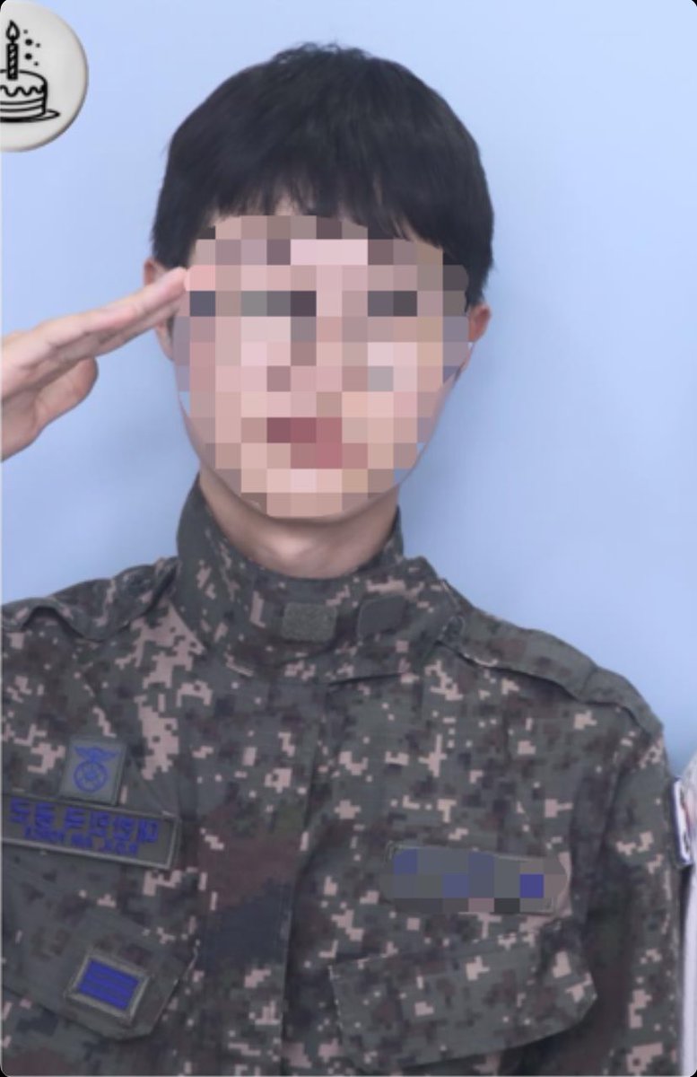 Wimp0180's tweet photo. 이상한 걸 찾으시오 https://t.co/KyBVSLaVYl
