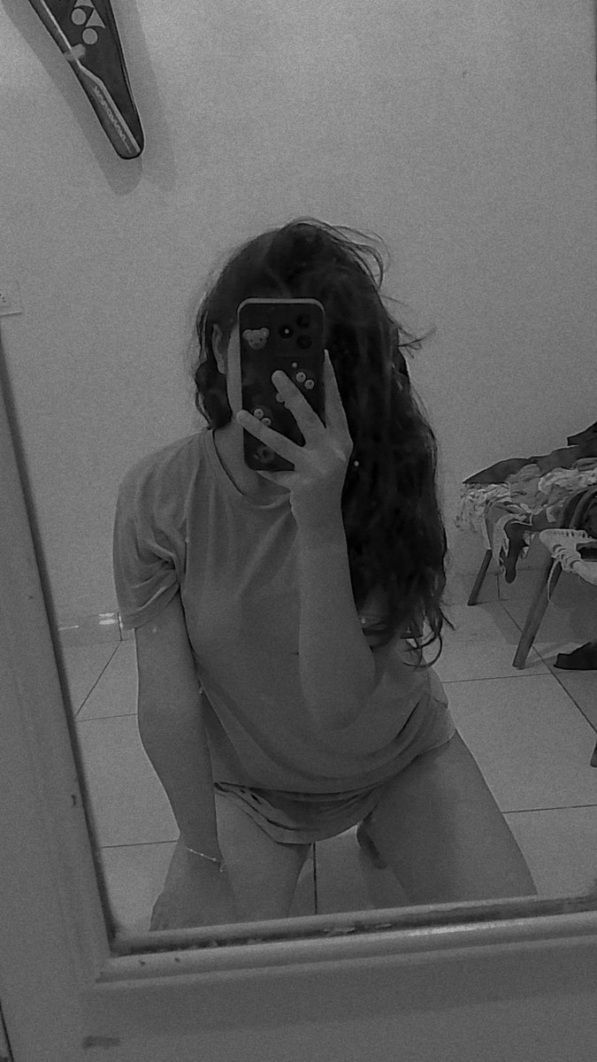 varshamommy7's tweet photo. Are you ready for my verification video little simps 😎...
Retweet this tweet when it reaches 20 retweet u will get to see my hot verification video little puppies.
#findom #paypig #feet #feetfetısh #feetworshi̇p @rtdoggyslave @RT_Promo_Ant @justaslave15 https://t.co/0AfYklVeI5