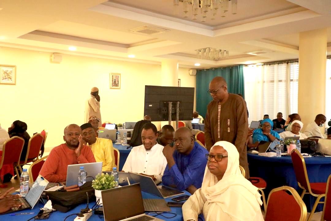 Umrss_Mali's tweet photo. GC8 : L’UMRSS mobilisée pour la demande de financement du Mali au Fonds mondial (2027-2029). Draft-1 finalisé après 3 phases avec 120 experts.

🔗 Détails sur 👉 [https://t.co/JZ2o5xiJuf]

#UMRSS #GC8 #Mali #FondsMondial https://t.co/bGp5K3AqG4