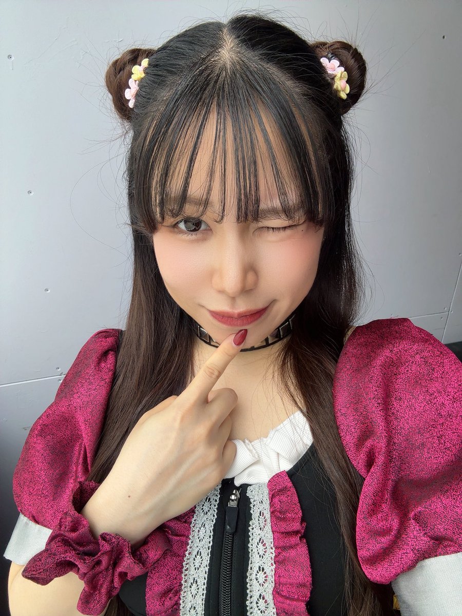 SFS_ruri's tweet photo. ★盛れ！ミ・アモーレ/ juice=juice
★とくべチュ、して/=LOVE 
★プロミスザスター/BiSH
★ファーストラビット/AKB48 
今年はこの４曲を歌います✨
そして2.3曲目ではメンバーとコラボします！
みんなに愛と感謝を沢山伝えて盛り上げられるように頑張ります✊🏻💖
ぜひ会いにきてくれたら嬉しいです🙇🏼‍♀️ https://t.co/FMAUKJ61aP