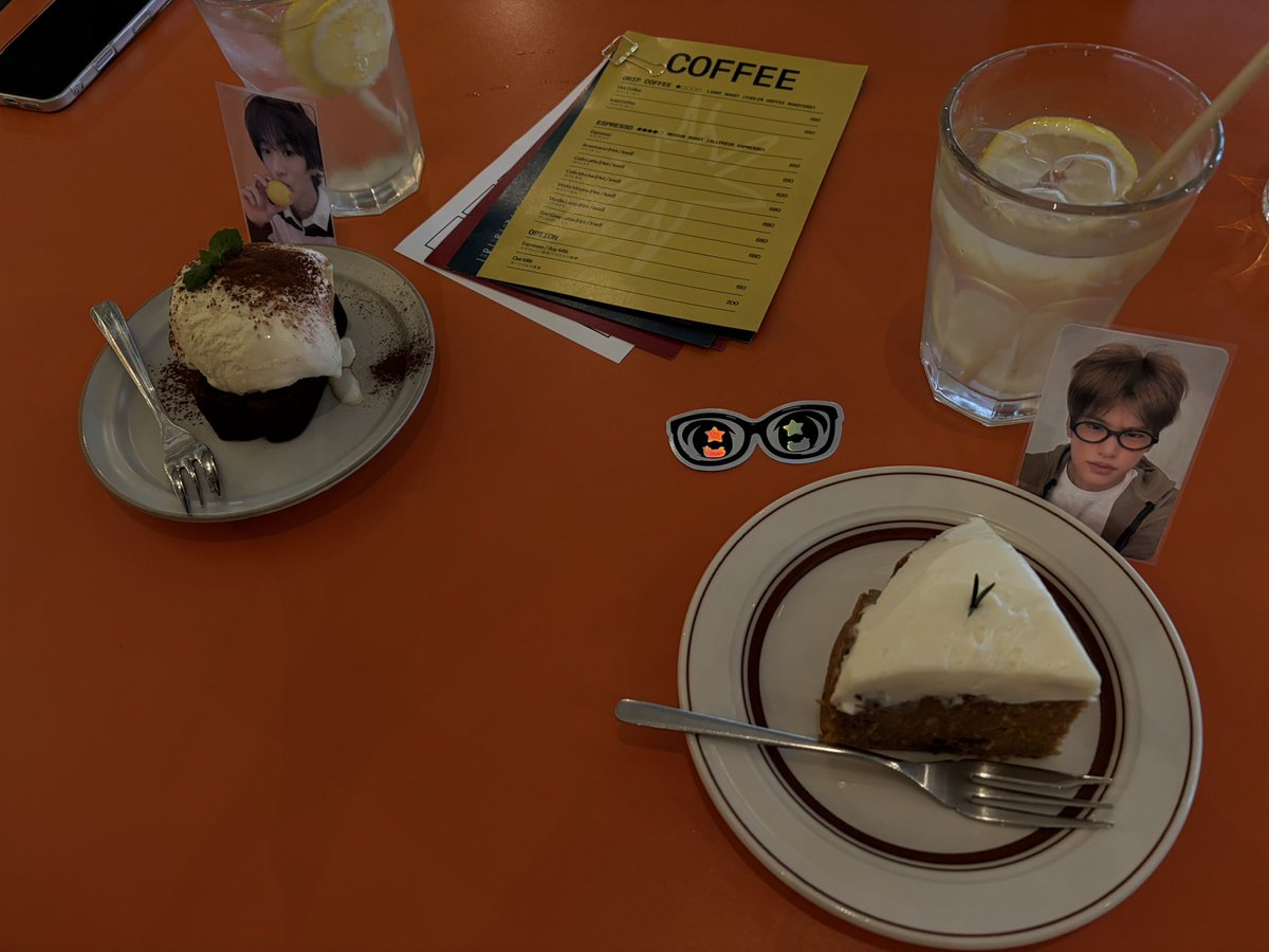 __leafmoon's tweet photo. 念願のこぽちゃん！( ◠‿◠ )
カフェで語らいふらっと美術館に向かい、ほかほかグラタンを食べた🫖✨好きなことが似てるって嬉しいな〜と感じた日 https://t.co/zVFNVC15IF