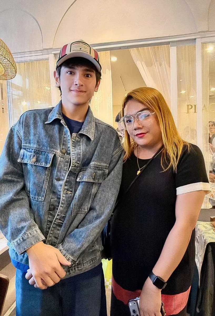 heathified's tweet photo. yung heathcess ko omy sumunod pala sa watch party si princess https://t.co/SjoagGUZHy