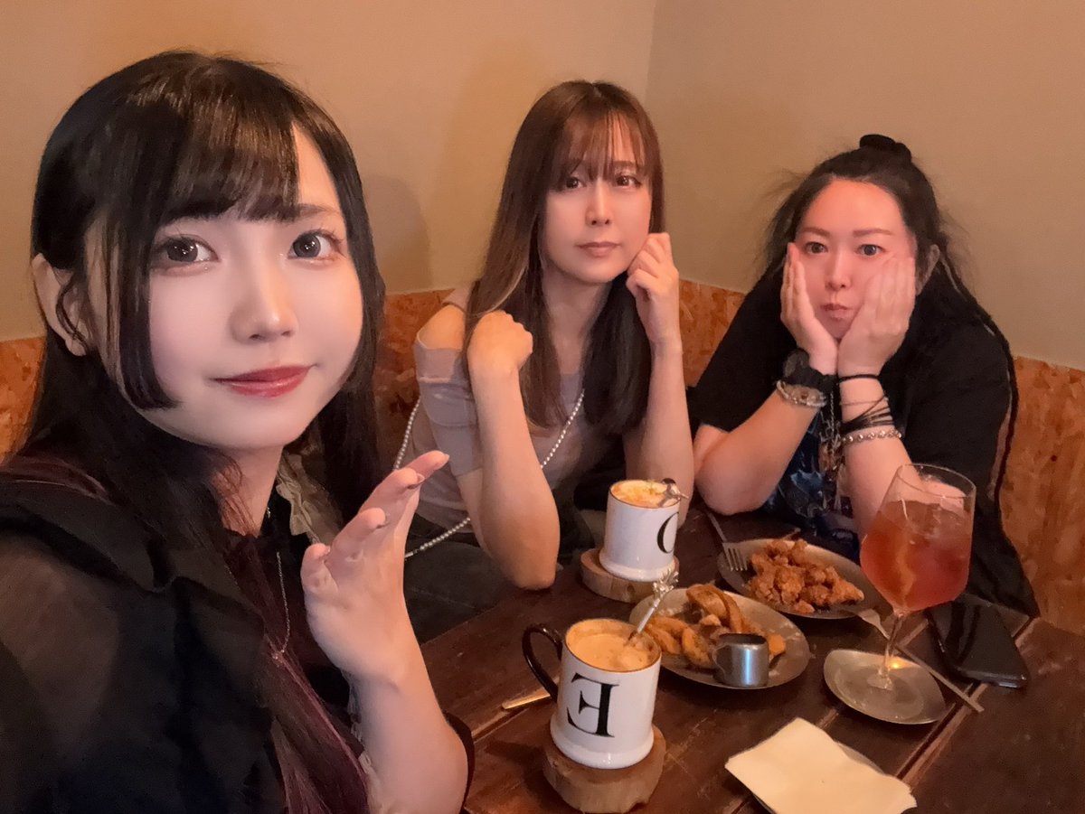 rouagemidi's tweet photo. 昨日の女子会だった❤️ https://t.co/9tp5criA0V