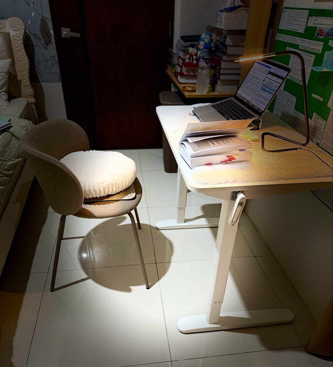 Grail19461's tweet photo. My #ikeafinds for my temporary study area. 
Bc soon I’ll be using them for my ⚖️ office. 

#ikea #manifesting 
#inaaSamnabar2026 #StrivewithHopeandGrit 
#aweSambar2026 https://t.co/0hfn1fpxPg
