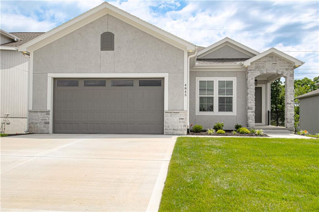 linvanmeter's tweet photo. Big news! We've just lowered the price on this beautiful property in Platte County Missouri ho. Look now!
- Lin Van Meter #S2004035980,SP00223939 with REMAX Innovations
- Contact me at 816.304.3741 https://t.co/Q9PhnEYdCB
