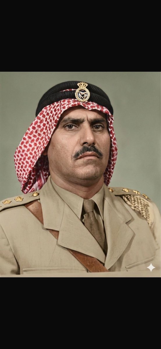 KUW1967ss's tweet photo. #يوم_الاب_العالمي

والدي وتاج راسي النقيب سليمان نصار عشان الخالدي https://t.co/EcgSuzqj8F