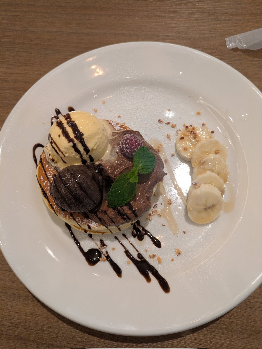 tanatos771's tweet photo. デニーズのバースデープレゼント
＃デニーズ https://t.co/DUUCZYCo2N