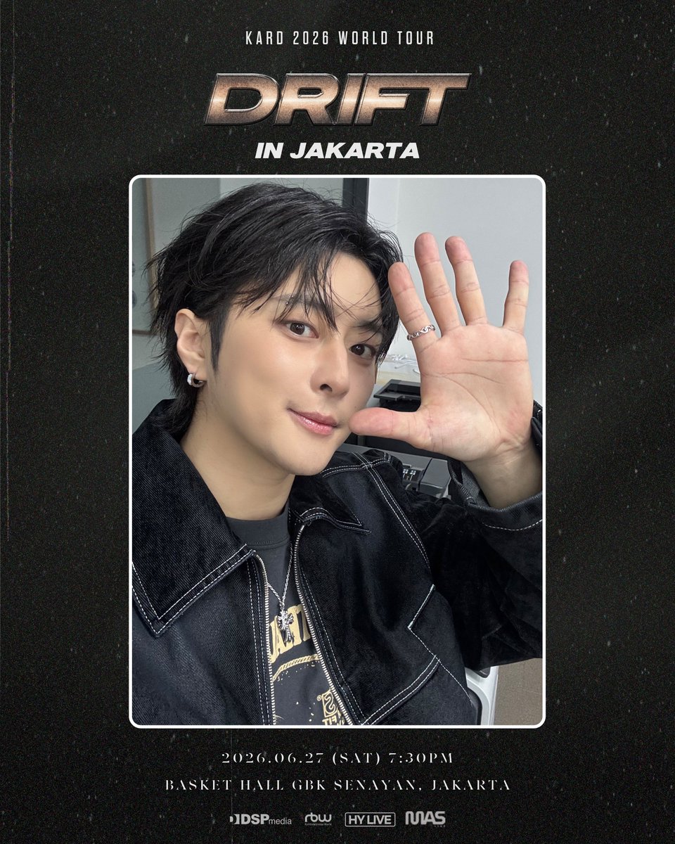 maslive_ofc's tweet photo. J.seph nggak sabar: 5 hari lagi! Siapkan choreo ala J.seph (atau pura-pura jago), ajak temen, dan jangan lupa bawa vibes. ๐
Tiket & info: link di bio.
#KARD #DRIFTinJKT #DSPmedia #HYLIVE #MASLive https://t.co/DunZQOzJ6J