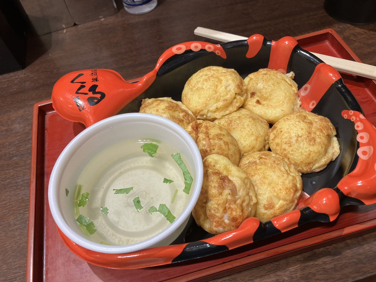 vodka200404's tweet photo. 明石焼きはやっぱり明石で食べるのが最高ですが、関東住みだとなかなか機会がありません。これも美味しいよ。 https://t.co/LwchJBoYka