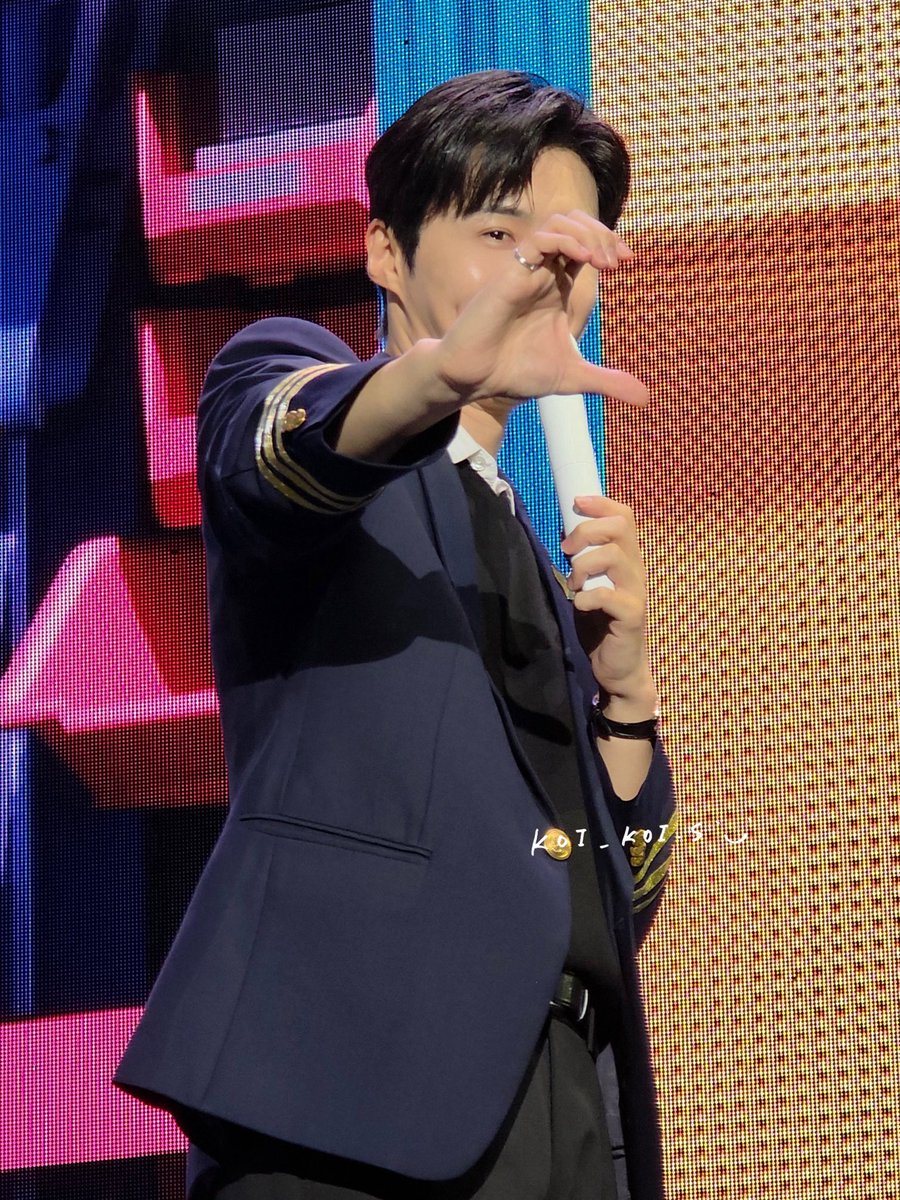 Laphis_m's tweet photo. อยู่ไม่ไหว 🥹 @KIMSEONHO_offcl 

#คิมซอนโฮ #김선호 #KIMSEONHO  
#LOVE_FACTORY
#LOVE_FACTORY_in_Bangkok
#HSenc
#GrandPrix #GrandPrixXpectrum https://t.co/ALLCCdSOp9