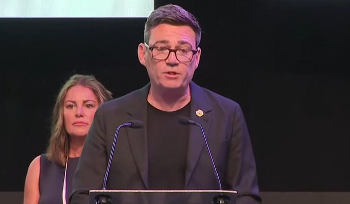 visegrad24's tweet photo. 🇬🇧 Labour’s Andy Burnham confirms he will seek to replace Starmer as Prime Minister

Andy Burnham announces he will run for Labour leader after UK Premier Starmer's resignation announcement, saying: 'I will put myself forward as part of this process' https://t.co/rJfWp5k543