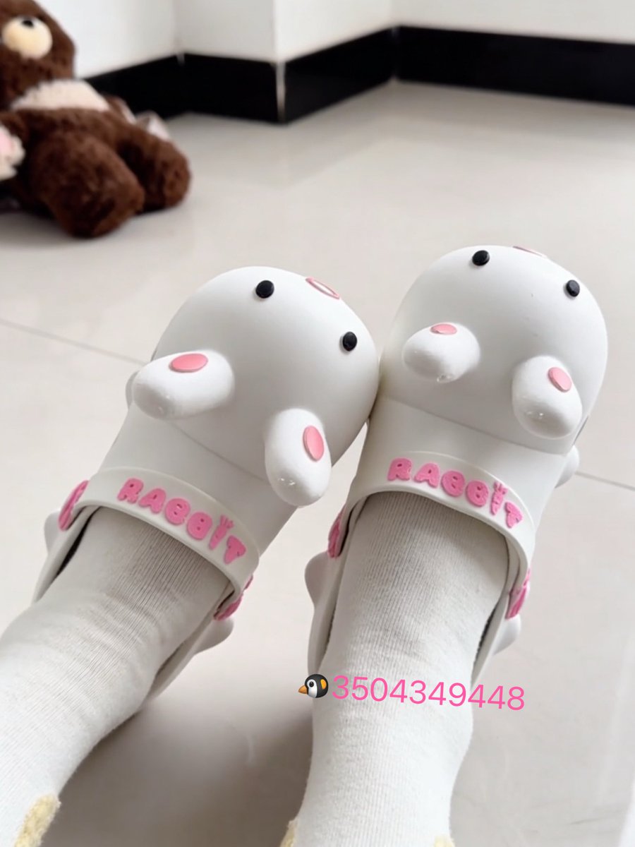 Rely6tps's tweet photo. 你能想象我的鞋子和脚有多香香吗？🐾#袜子 #原味 #白袜 #内裤 #鞋子 #小腿袜 #恋足 #臭袜子 #舔足 #足控 #原味卖家 #内衣 #原味你敢吃吗 #原味白襪 #丝袜 #恋脚癖 https://t.co/3uhtUpyBAG